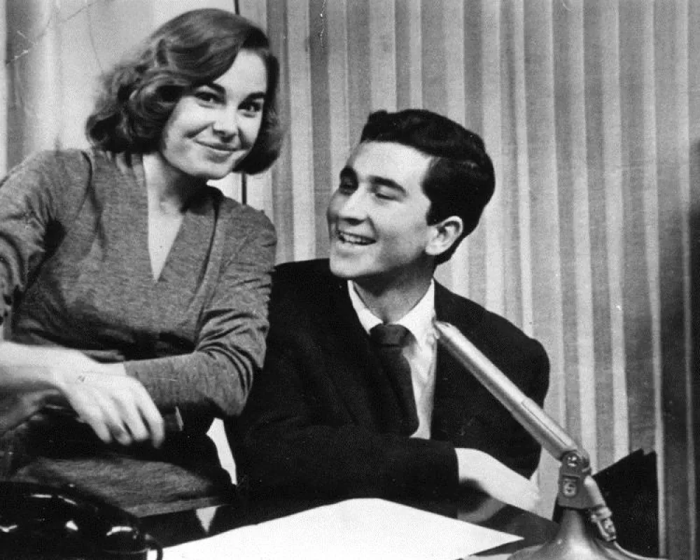 Con Laura Valenzuela. 1956